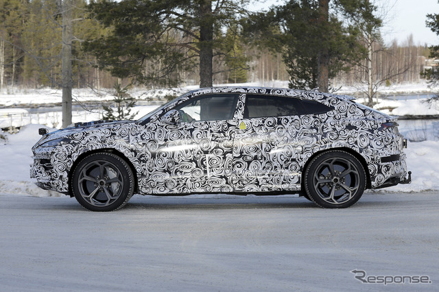 ランボルギーニ ウルスPHEV プロトタイプ(スクープ写真)