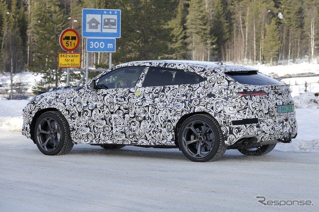 ランボルギーニ ウルスPHEV プロトタイプ(スクープ写真)