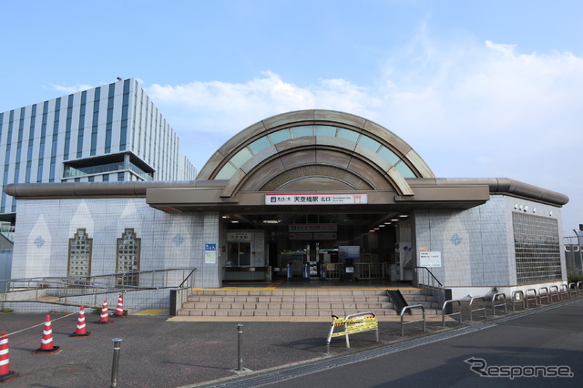 運賃の誤表記があった天空橋駅。