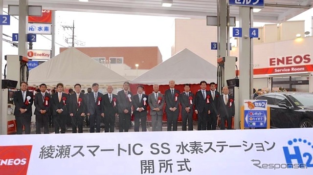 綾瀬スマートIC SSの開所式