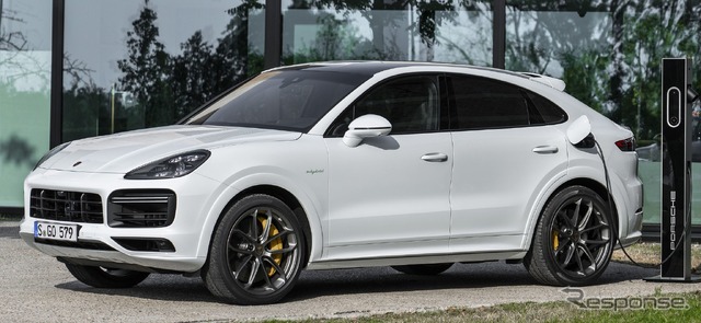 ポルシェ・カイエン・ターボ S Eハイブリッドクーペ 現行型(参考)