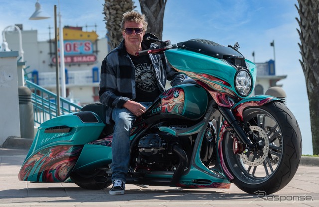 BMW R18B HEAVY DUTYとフレッド・コドリン氏