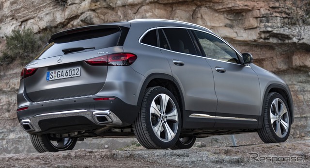メルセデスベンツ GLA 現行型(参考)