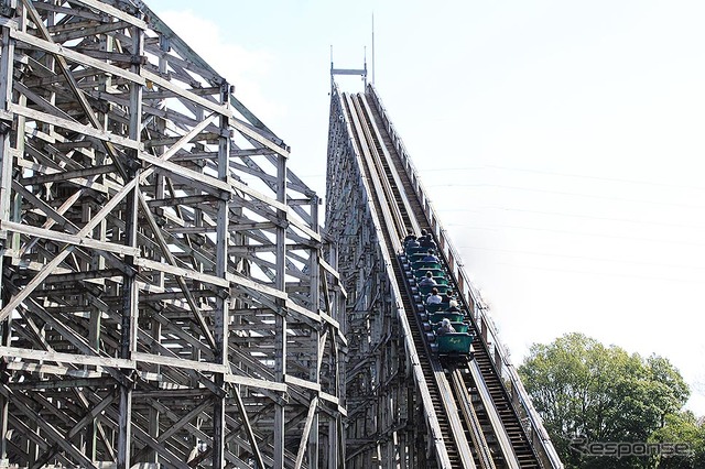 日本初上陸した米GCI製新車両水上木製コースターが行く東武動物公園「レジーナII(ドゥーエ)」