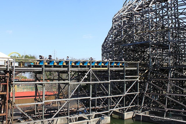 日本初上陸した米GCI製新車両水上木製コースターが行く東武動物公園「レジーナII(ドゥーエ)」