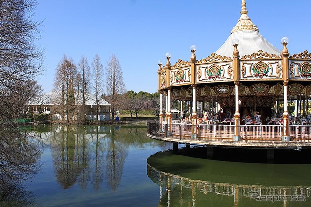 水上木製コースターがある東武動物公園のスロー＆ローカルな景色