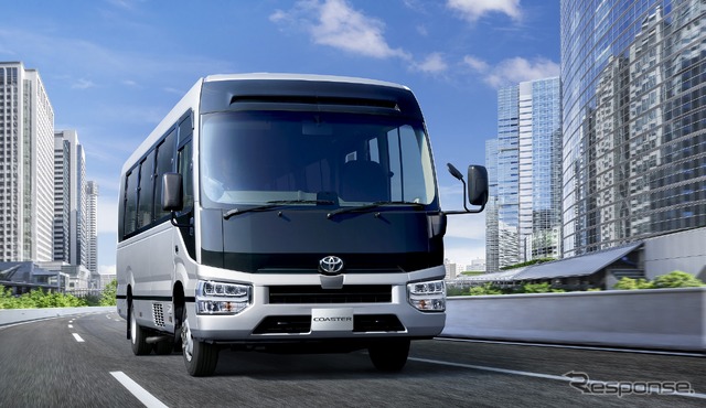 トヨタ コースター GX(ロングボディ・24人乗り)(シルバーメタリック)