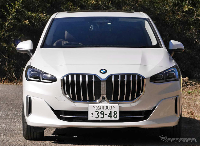 BMW 2シリーズアクティブツアラー(218dアクティブツアラー)