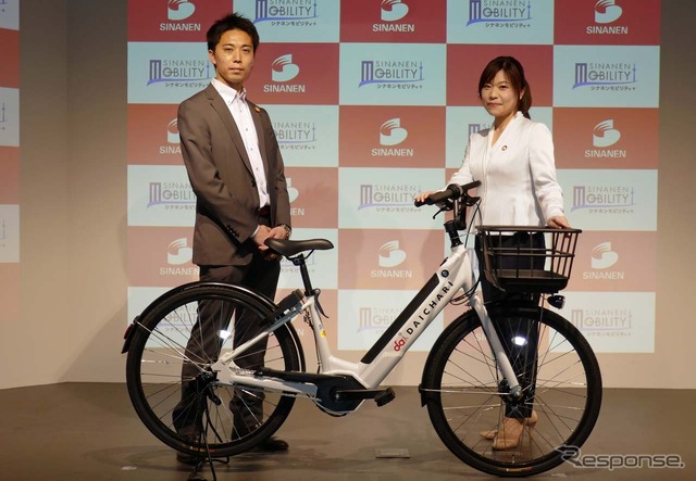 シェアサイクル「ダイチャリ」を運営するシナネンモビリティPLUSの三橋美和社長(右)と、経営企画部部長 若松和馬氏