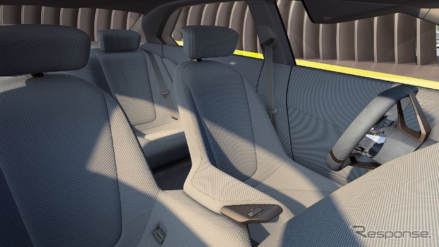 BMW i Vision Dee(参考)