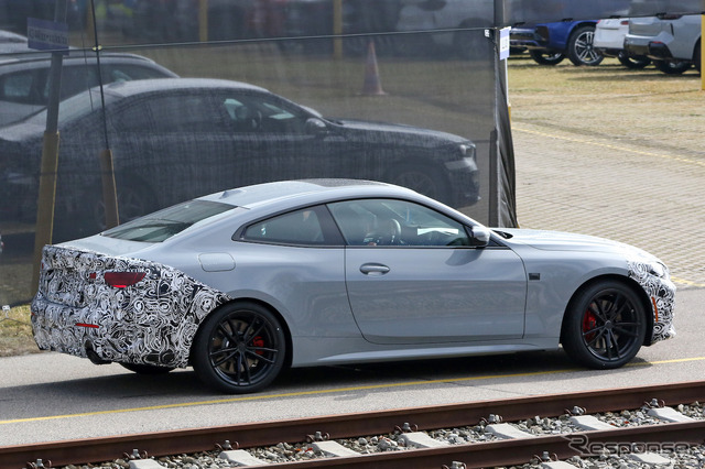 BMW 4シリーズ クーペ 改良新型プロトタイプ(スクープ写真)
