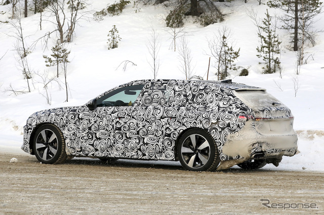 アウディ A4アバント 改め「A5アバント」(仮)プロトタイプ(スクープ写真)