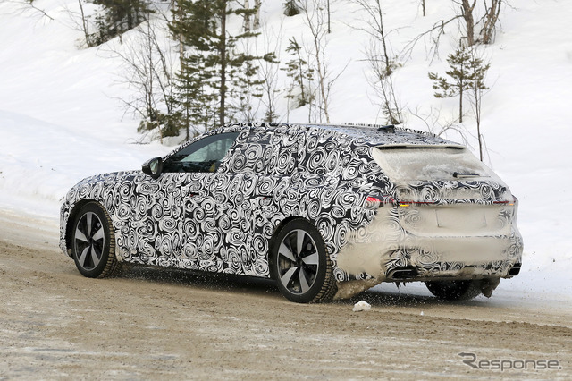 アウディ A4アバント 改め「A5アバント」(仮)プロトタイプ(スクープ写真)