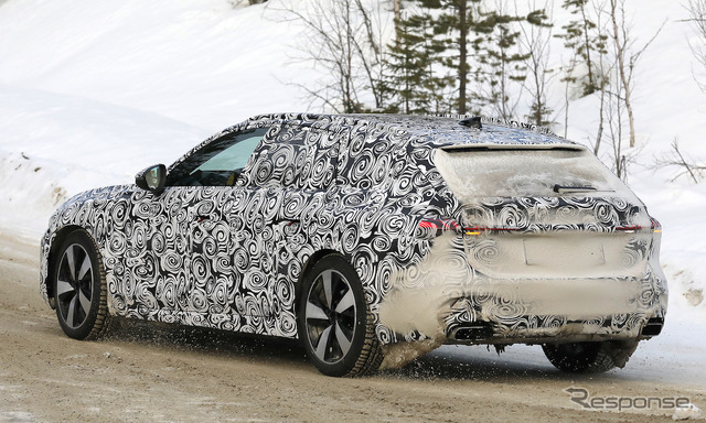 アウディ A4アバント 改め「A5アバント」(仮)プロトタイプ(スクープ写真)