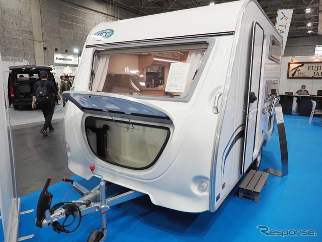 フジカーズのトレーラー「エース ワン330DL」(大阪キャンピングカーショー2023)
