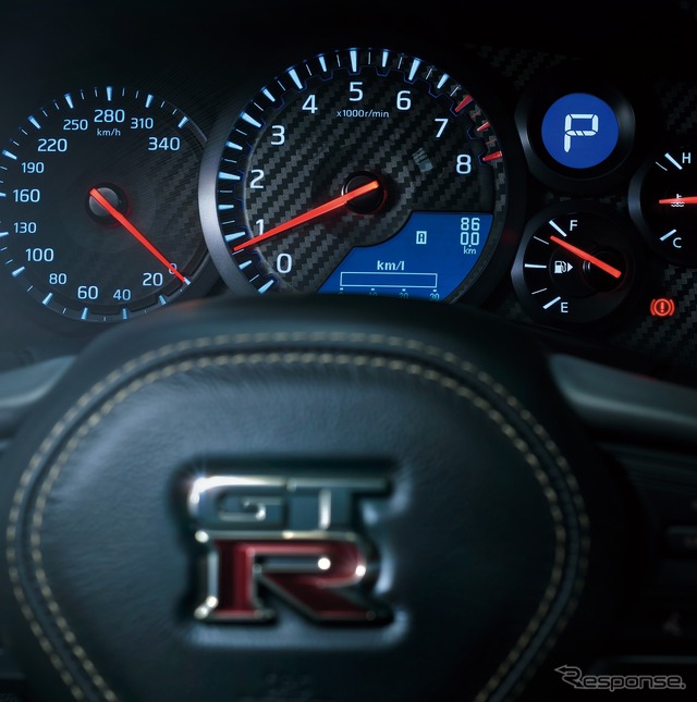 日産 GT-R(内装イメージ)
