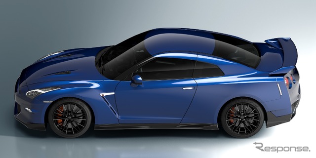 日産 GT-R(ワンガンブルー)