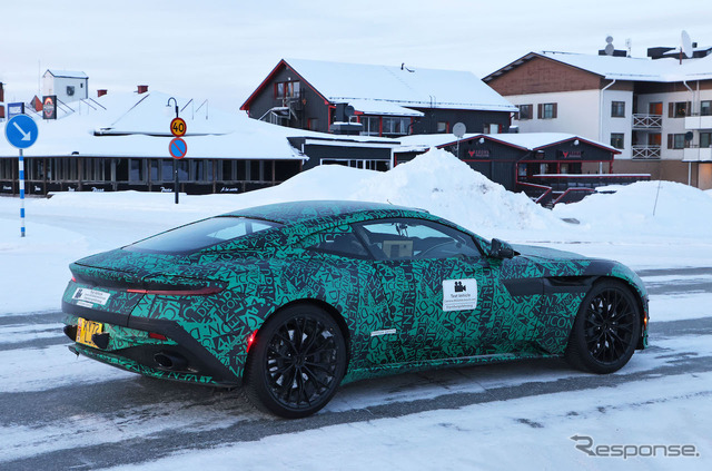 アストンマーティン DB11 後継モデルのプロトタイプ(スクープ写真)