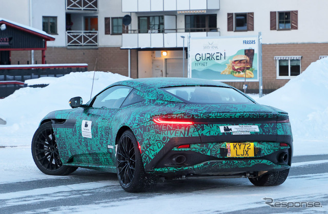 アストンマーティン DB11 後継モデルのプロトタイプ(スクープ写真)