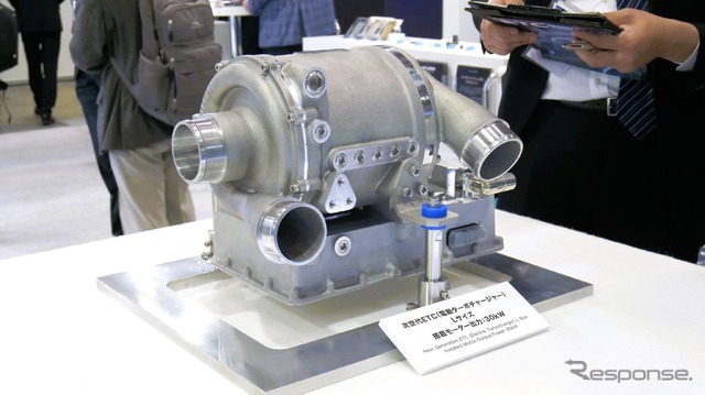 まもなく市販されるという新世代のターボチャージャー（IHIブース/FC EXPO 2023）