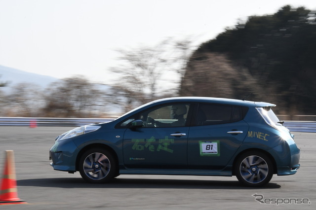 立教大学からエントリーした日産リーフ(関東自動車部新人戦2023)