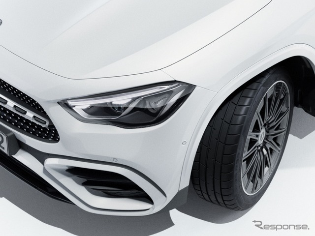 メルセデスベンツ GLA 改良新型のPHEV「GLA 250e」
