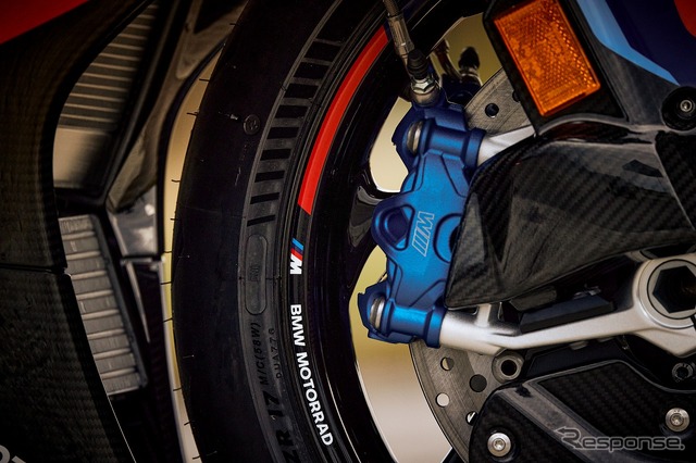 BMW M1000RR