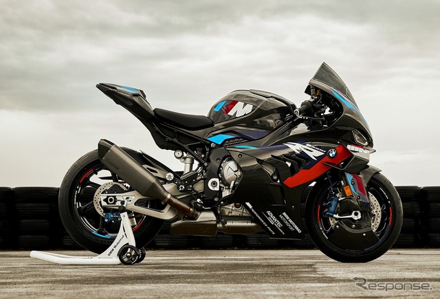 BMW M1000RR コンペティションモデル