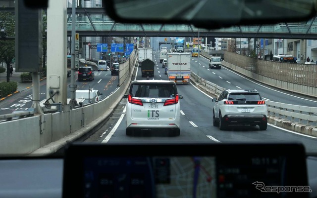 ITSコネクトの通信利用型レーダークルーズコントロールを試す
