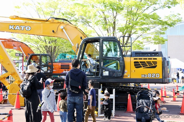 働くクルマ　展示イメージ