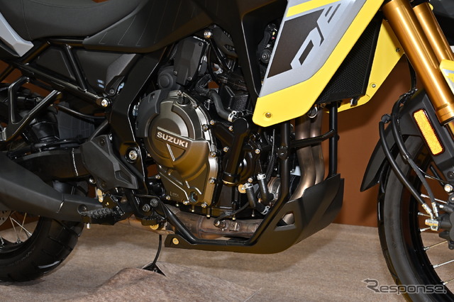 スズキ Vストローム800DE(東京モーターサイクルショー2023)