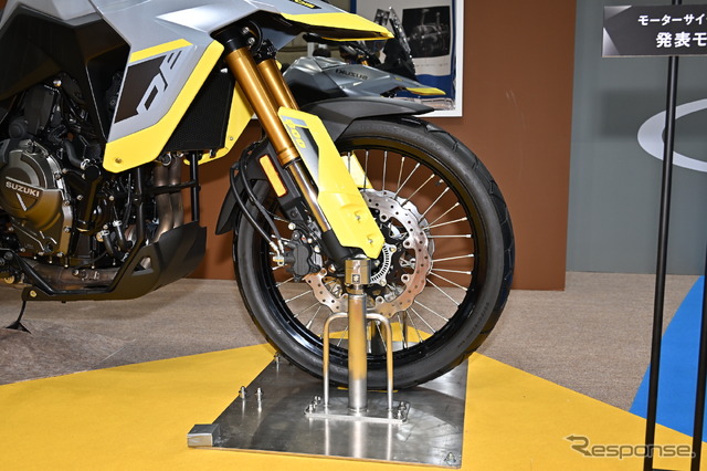 スズキ Vストローム800DE(東京モーターサイクルショー2023)
