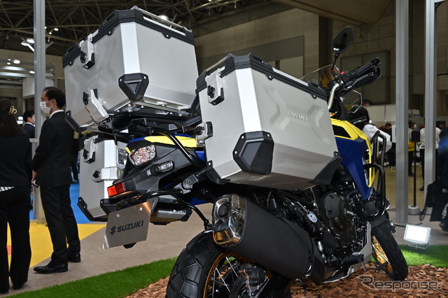 スズキ Vストローム800DE アクセサリー装着車(東京モーターサイクルショー2023)