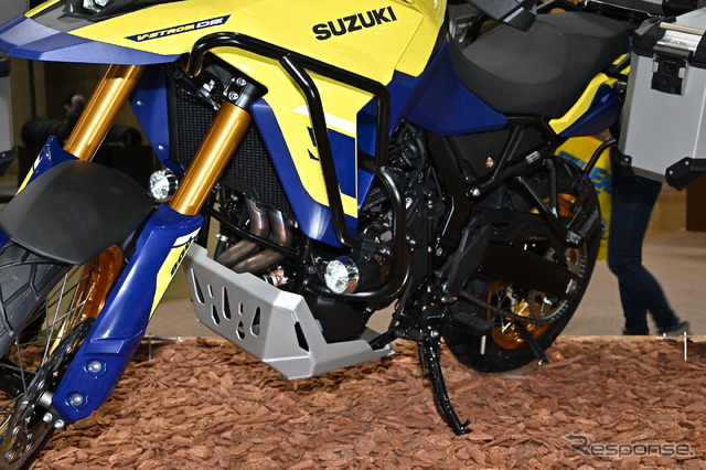 スズキ Vストローム800DE アクセサリー装着車(東京モーターサイクルショー2023)