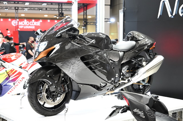 NSMP-01 フルドライカーボンボディ KIT SUZUKI Hayabusa 2021-MODEL（東京モーターサイクルショー2023）