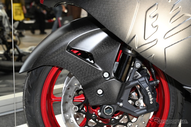 NSMP-01 フルドライカーボンボディ KIT SUZUKI Hayabusa 2021-MODEL(東京モーターサイクルショー2023)