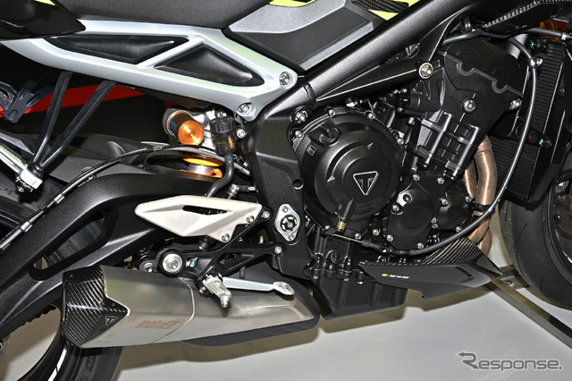 トライアンフ ストリートトリプル765 Moto2エディション(東京モーターサイクルショー2023)