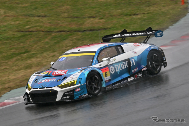 6 DOBOT Audi R8 LMS