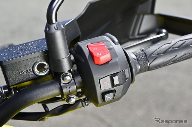 スズキ Vストローム1050DE
