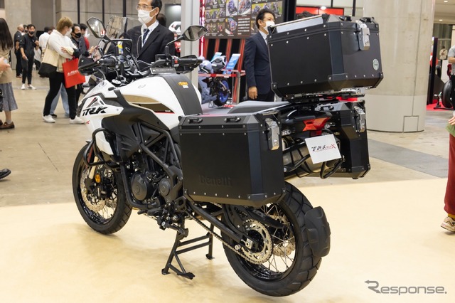 ベネリ『TRK502X』(東京モーターサイクルショー2023)