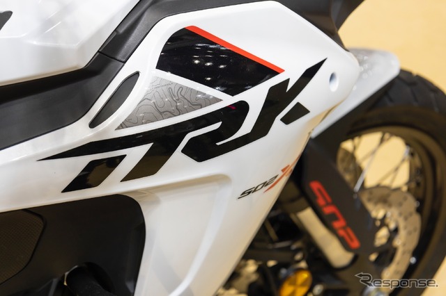 ベネリ『TRK502X』(東京モーターサイクルショー2023)