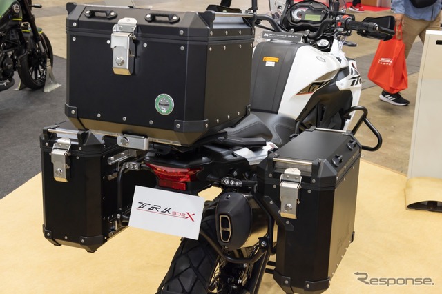 ベネリ『TRK502X』(東京モーターサイクルショー2023)