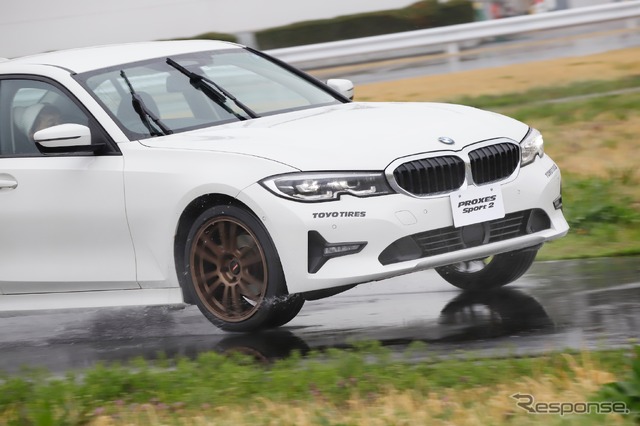 トーヨータイヤ『プロクセス・スポーツ2』