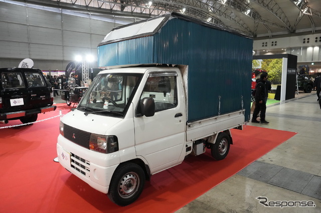 全部自作!?「住む」ために10万円で作り上げた軽キャンパー…東京オートサロン2023