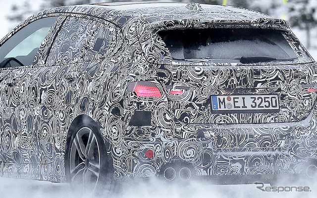 マイナーチェンジか?フルモデルチェンジか?開発テストをおこなうBMW 1シリーズのプロトタイプ車両