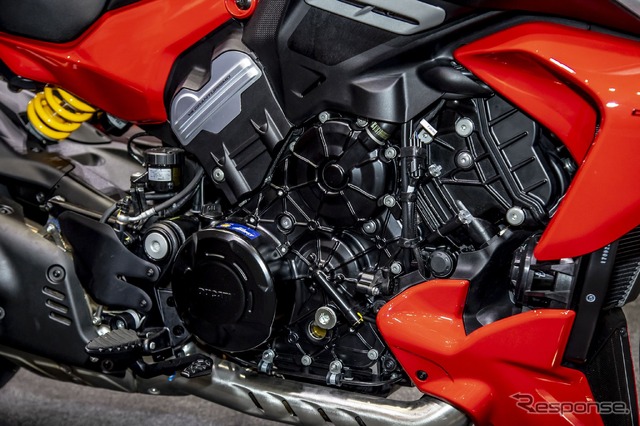 ドゥカティ ディアベルV4(東京モーターサイクルショー2023)