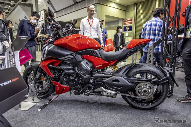 ドゥカティ ディアベルV4(東京モーターサイクルショー2023)
