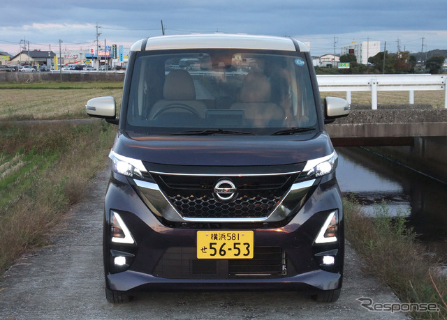 日産 デイズルークス ハイウェイスター Gターボ プロパイロットエディションのフロントマスク。
