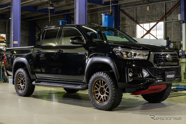 トヨタ ハイラックス×レイズ A・LAP 07X / 18×8.0J IN+20、タイヤサイズ:265/60R19
