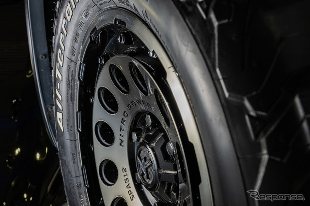 トヨタ ハイラックス×MID ナイトロパワー H12ショットガン